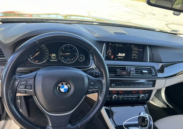BMW Seria 5 cena 71000 przebieg: 269000, rok produkcji 2016 z Żnin małe 137